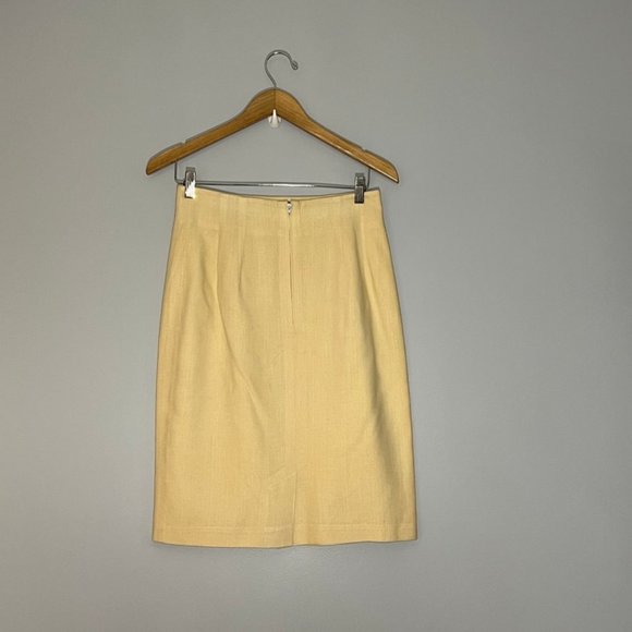 Vintage 100% Linen Pencil Skirt by Meridian - Picture 2 of 3